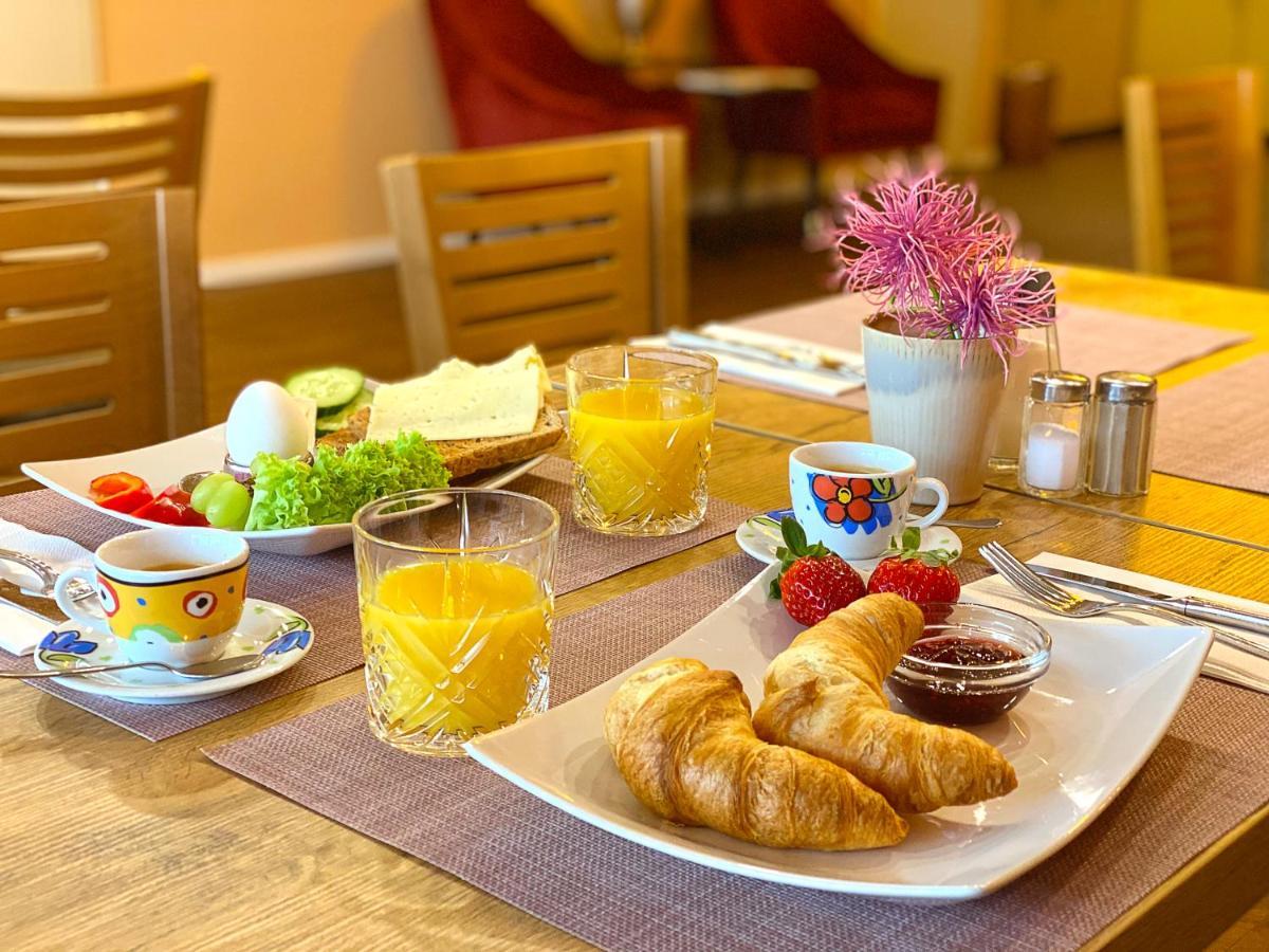 Russmann Hotel & Living Goldbach  المظهر الخارجي الصورة