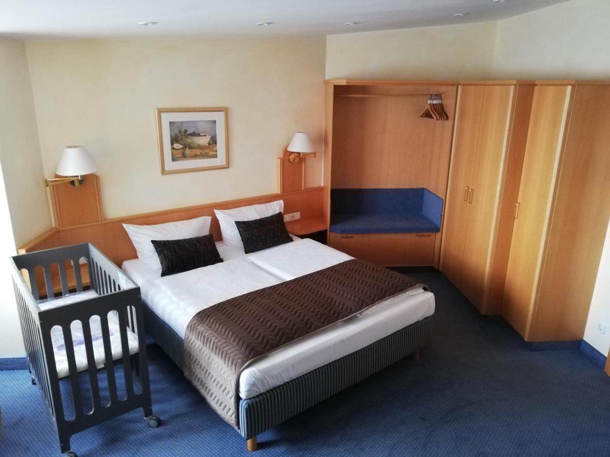Russmann Hotel & Living Goldbach  المظهر الخارجي الصورة